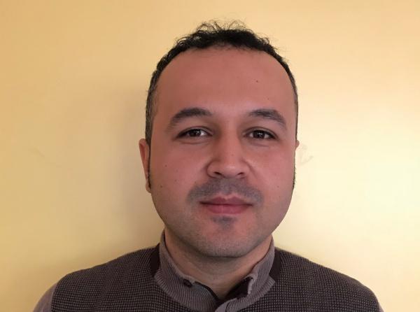 Ali Durna - Yabancı Dil Öğretmeni